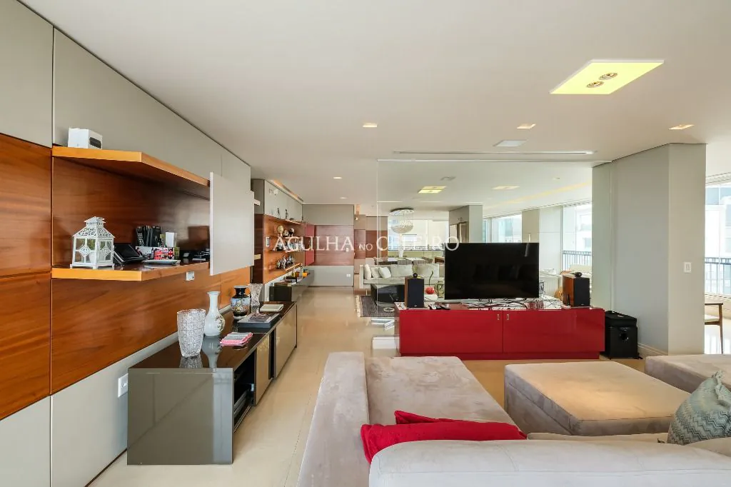 Venda/Moema: único! – AP8022