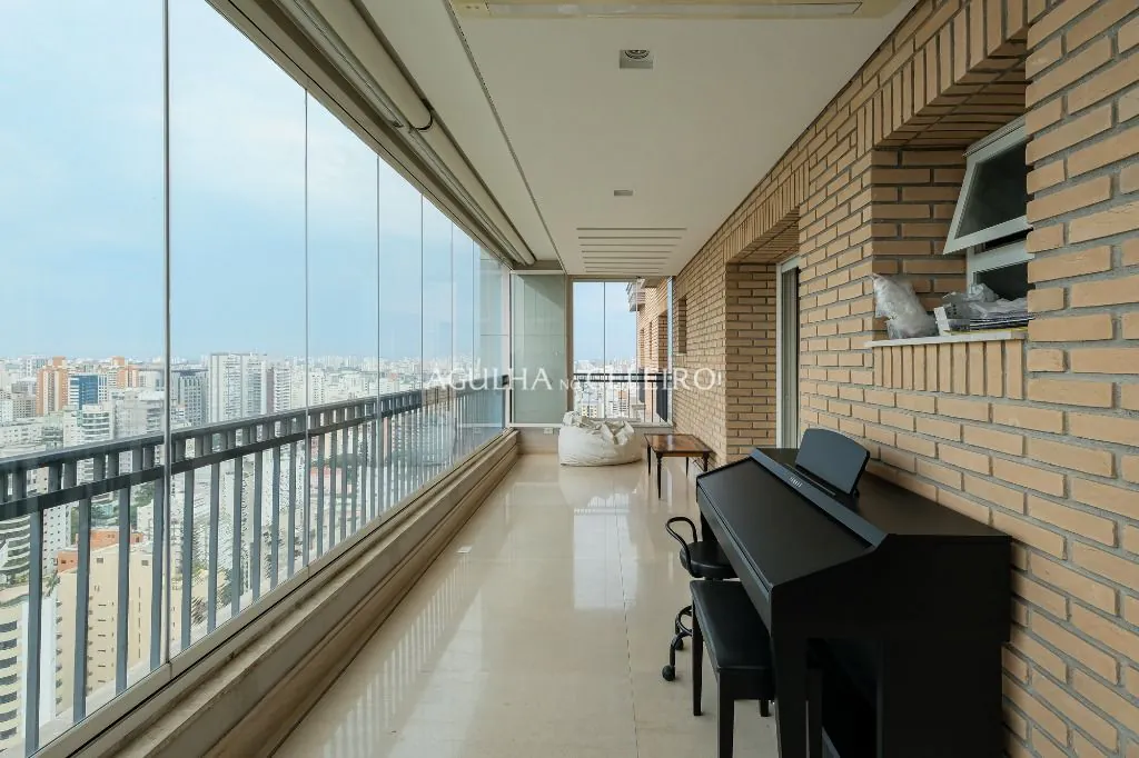 Venda/Moema: único! – AP8022