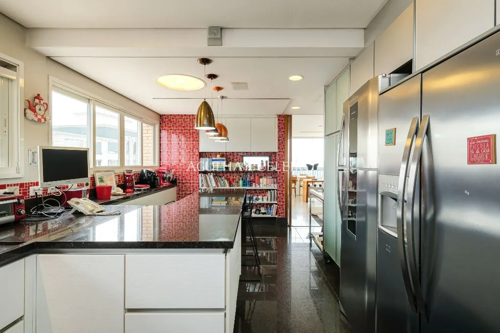 Venda/Moema: único! – AP8022