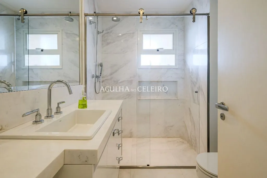 Venda/Moema: único! – AP8022