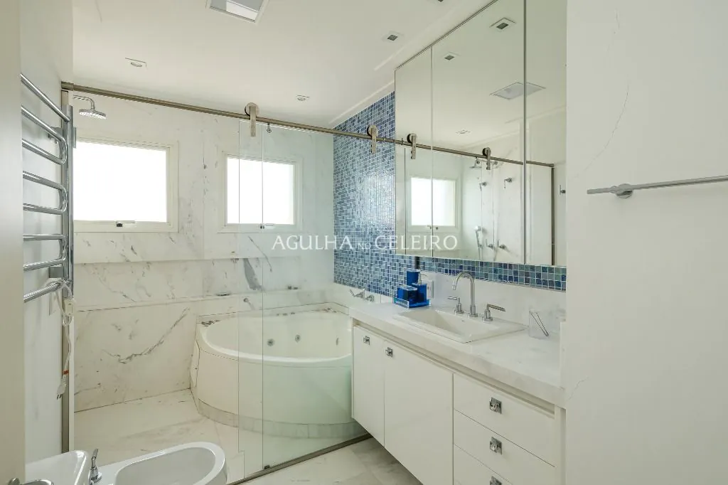 Venda/Moema: único! – AP8022