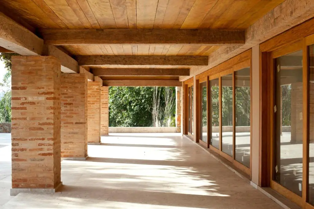 Venda/Terras de São José: casa nunca habitada, pronta a estrear – CA0743