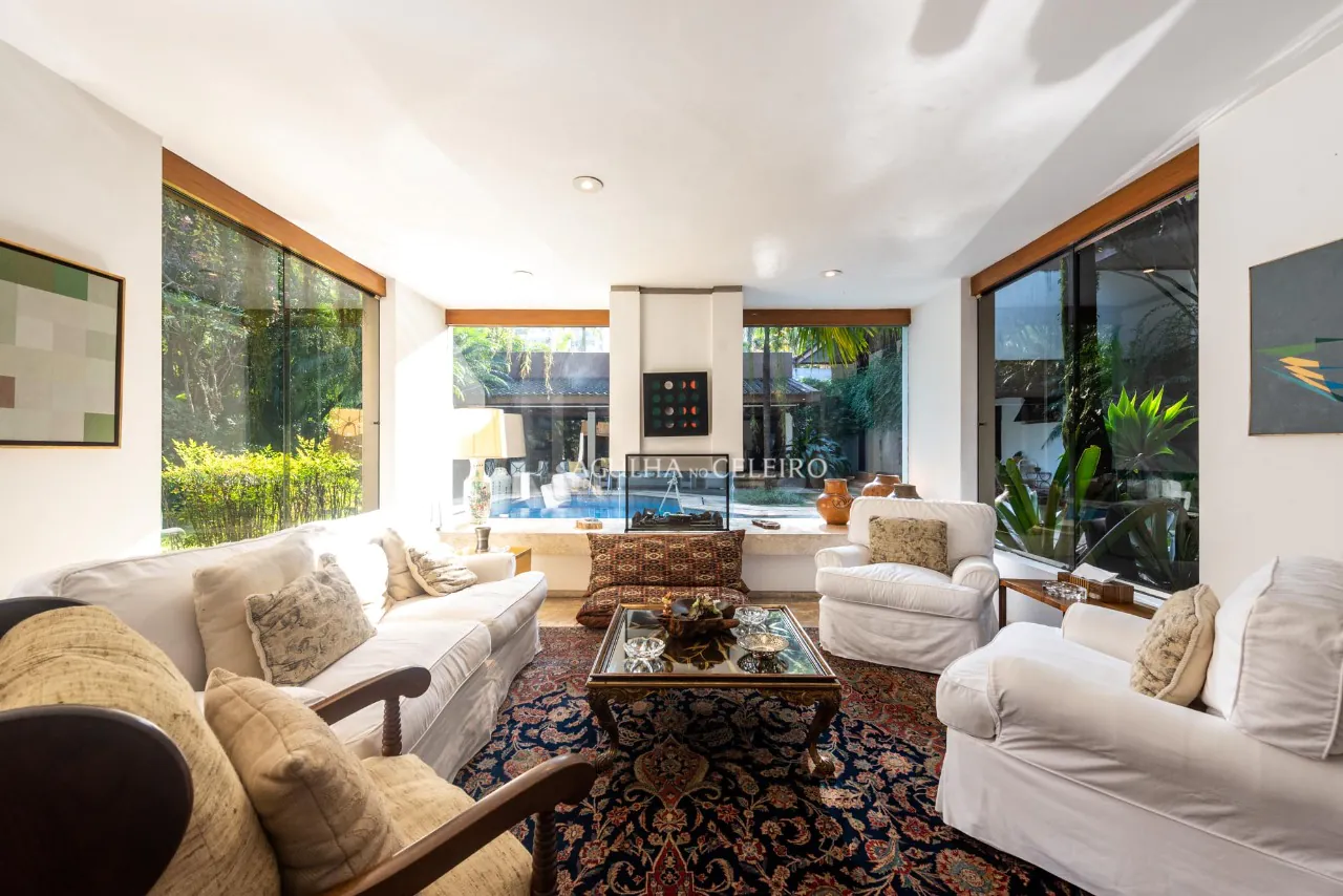 Venda/Jardim América: Puro charme com muito conforto projeto de Ricardo Julião. – 9239