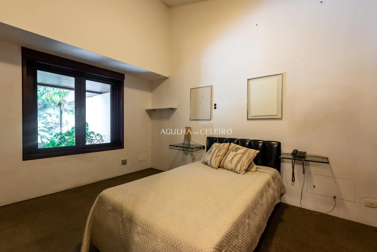 Venda/Jardim América: Puro charme com muito conforto projeto de Ricardo Julião. – 9239