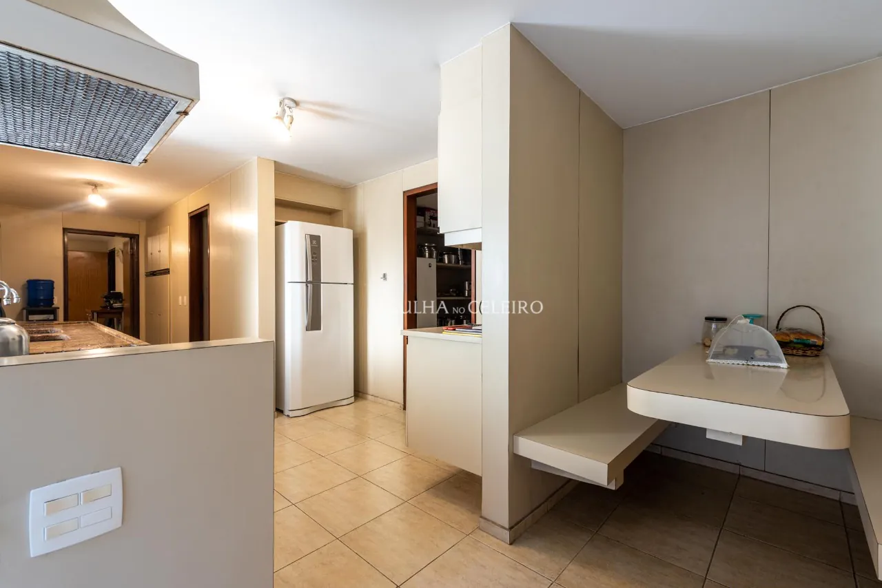 Venda/Jardim América: Puro charme com muito conforto projeto de Ricardo Julião. – 9239