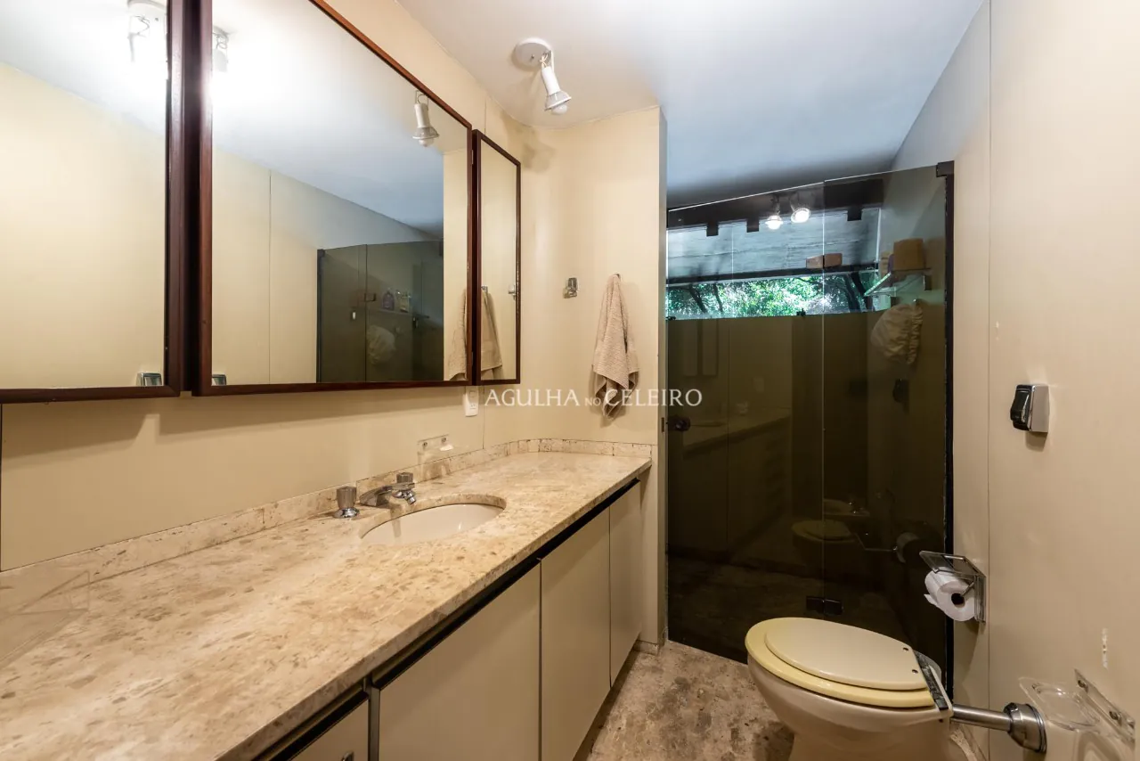 Venda/Jardim América: Puro charme com muito conforto projeto de Ricardo Julião. – 9239