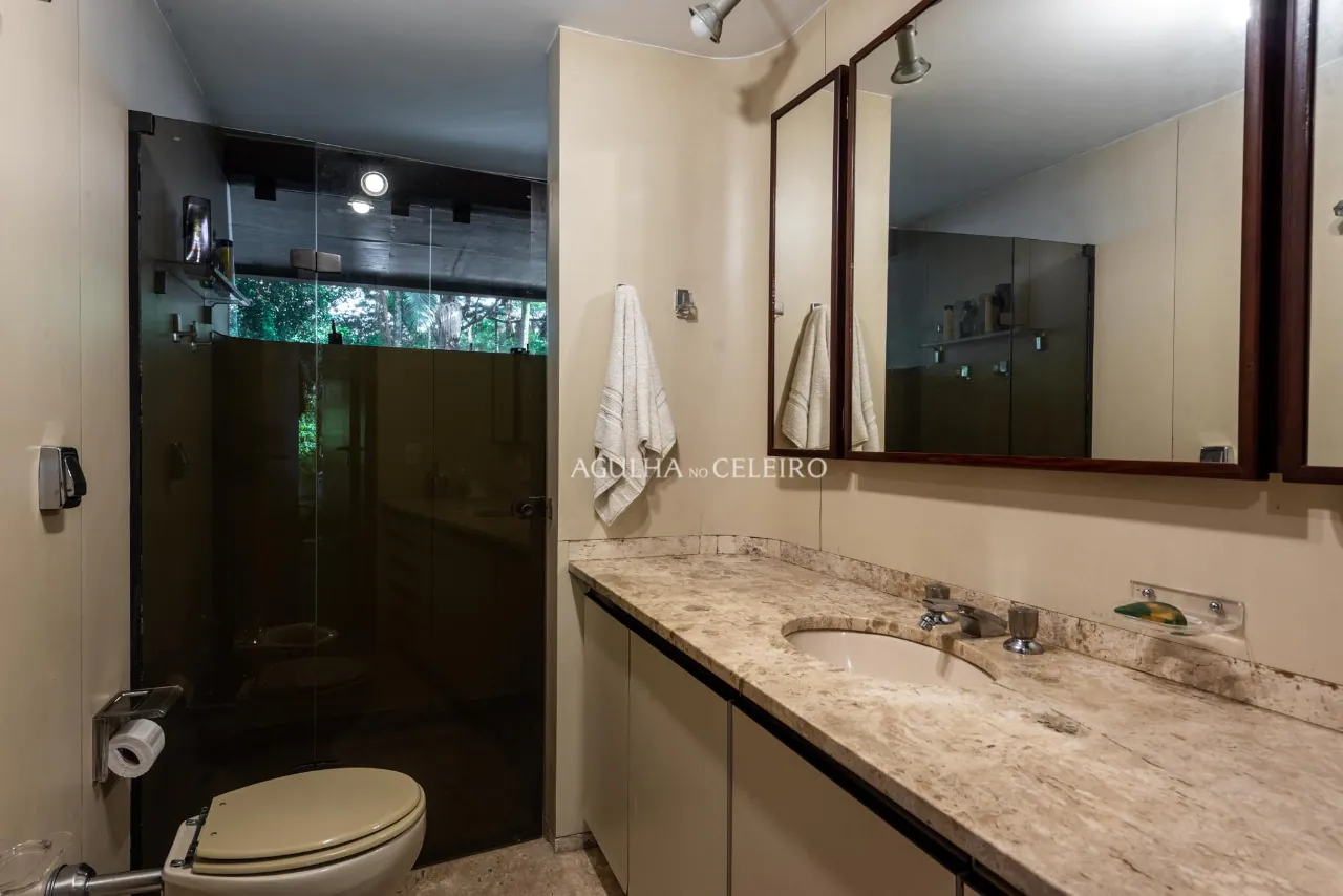 Venda/Jardim América: Puro charme com muito conforto projeto de Ricardo Julião. – 9239