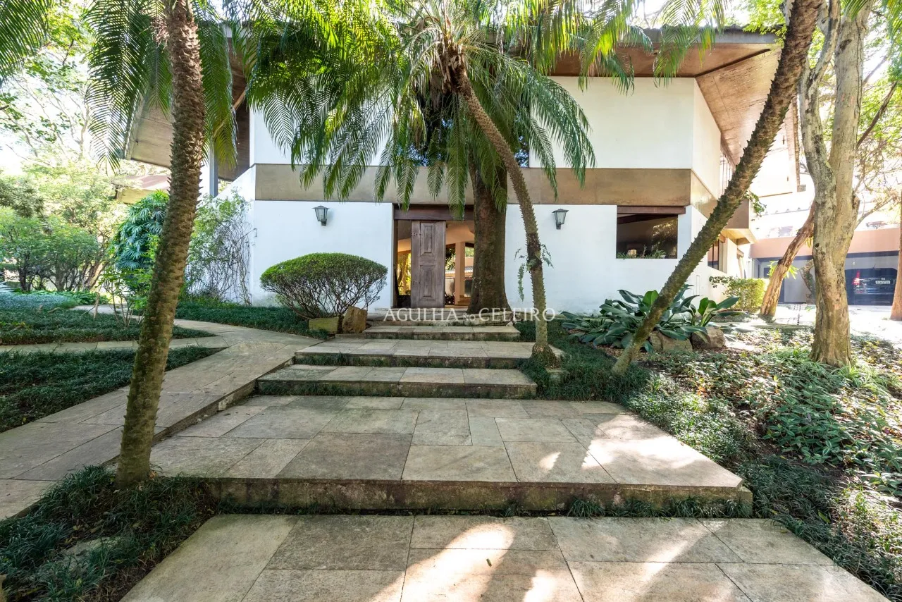Venda/Jardim América: Puro charme com muito conforto projeto de Ricardo Julião. – 9239