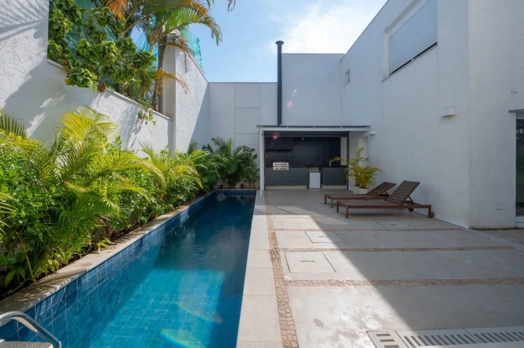 Casa reformada com vista incrível para o parque à venda no Jardim Luzitânia. – 9422