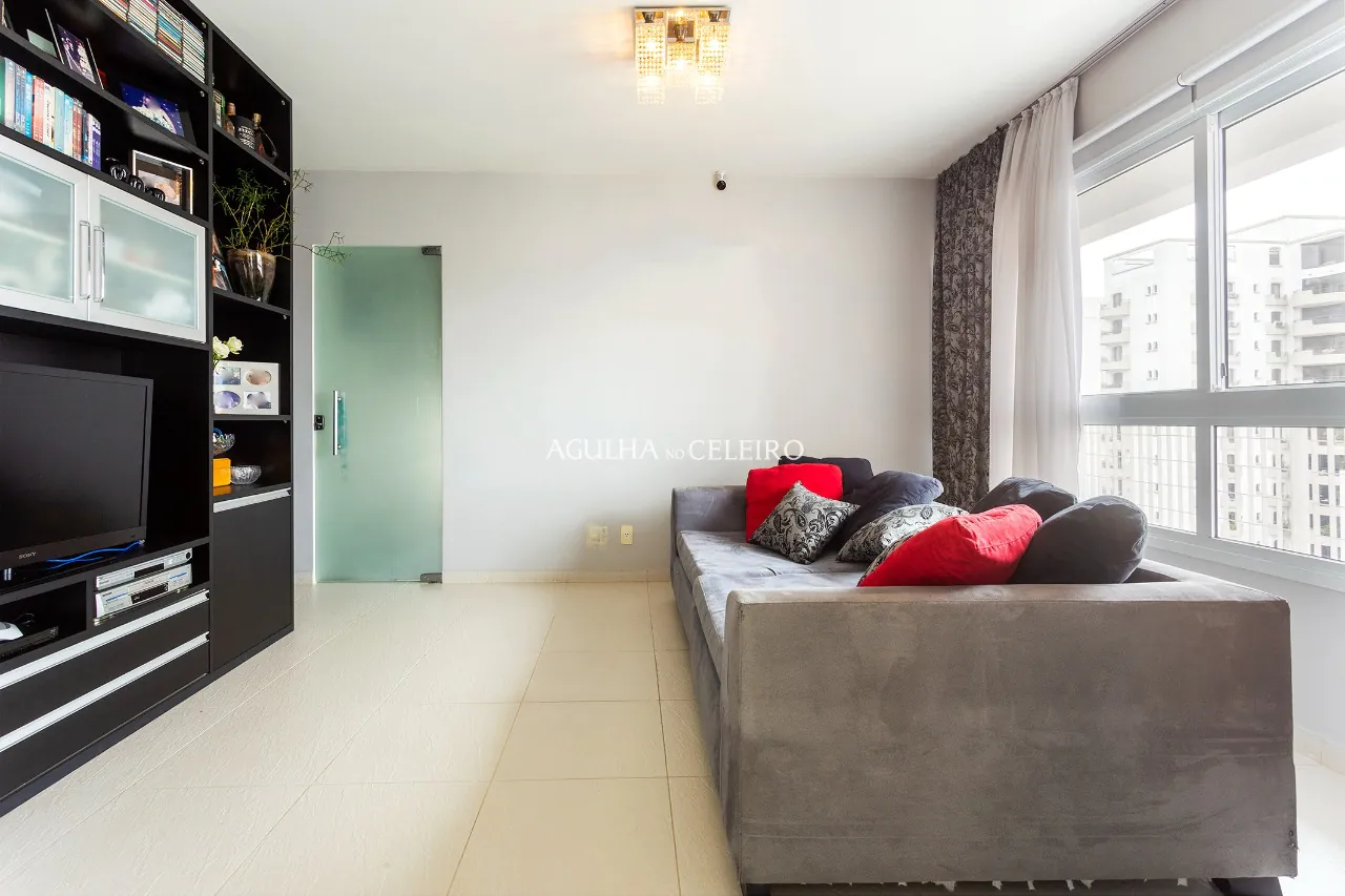 Apartamento com varanda no Jardim Paulista à venda – 9708