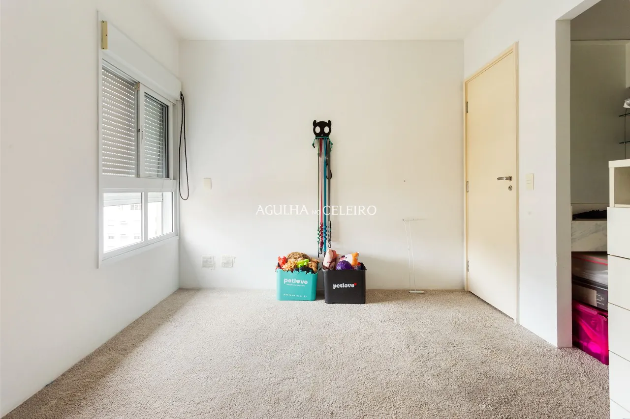 Apartamento com varanda no Jardim Paulista à venda – 9708