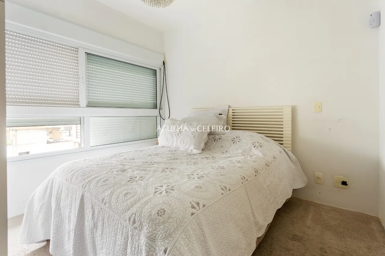 Apartamento com varanda no Jardim Paulista à venda – 9708