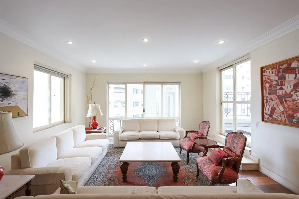 Venda/Jardim América: Para juntar o moderno ao clássico – AP5718