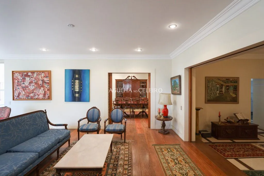 Venda/Jardim América: Para juntar o moderno ao clássico – AP5718