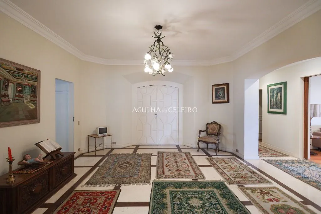 Venda/Jardim América: Para juntar o moderno ao clássico – AP5718