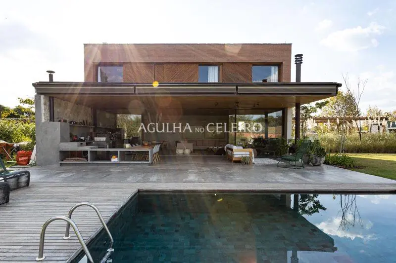 Casa incrível na Fazenda Boa Vista para venda. – CA0682