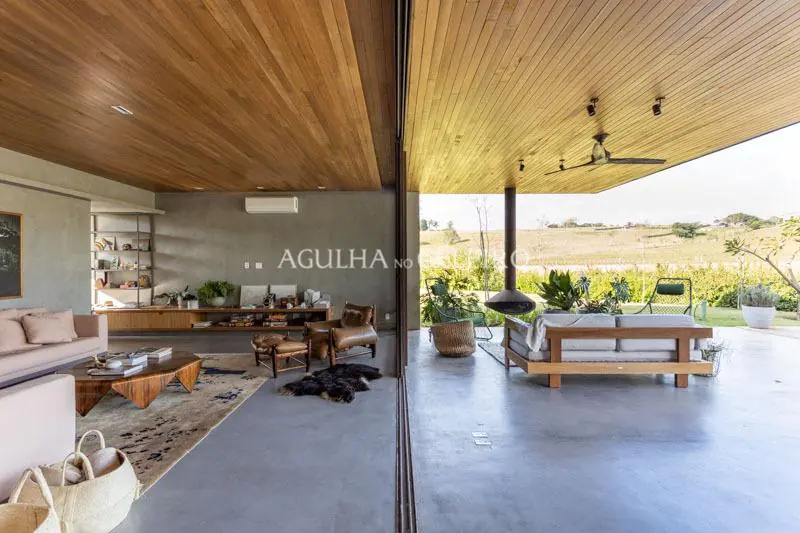 Casa incrível na Fazenda Boa Vista para venda. – CA0682