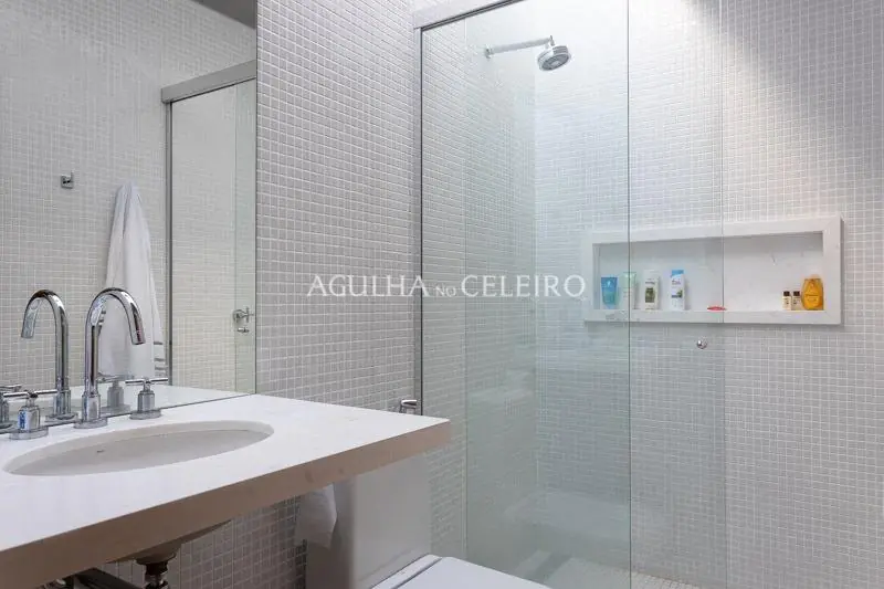 Casa incrível na Fazenda Boa Vista para venda. – CA0682