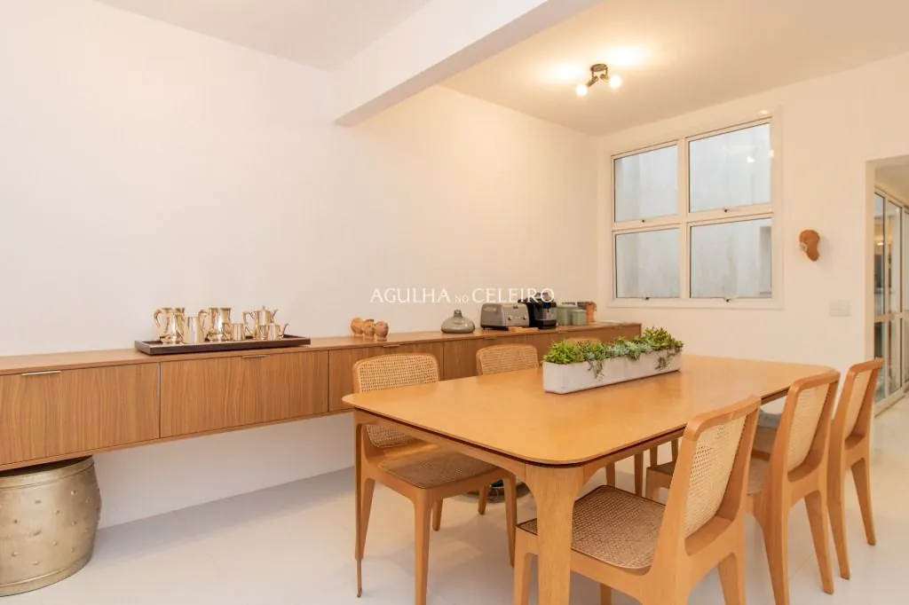 Venda/Vila Nova Conceição: Casa deliciosa acabada de reformar. – CA0995