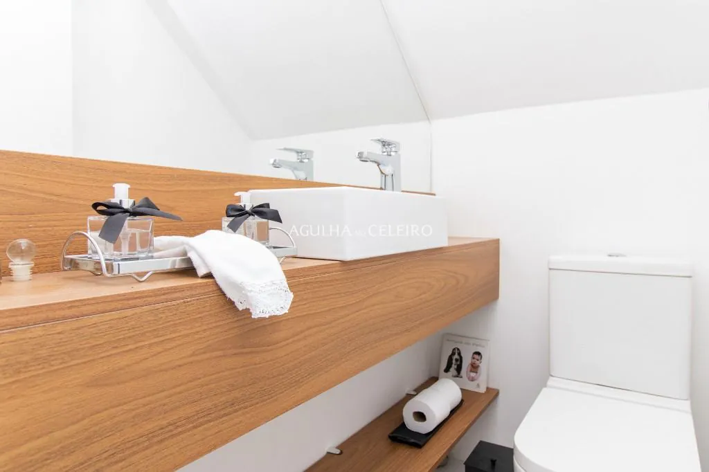 Venda/Vila Nova Conceição: Casa deliciosa acabada de reformar. – CA0995