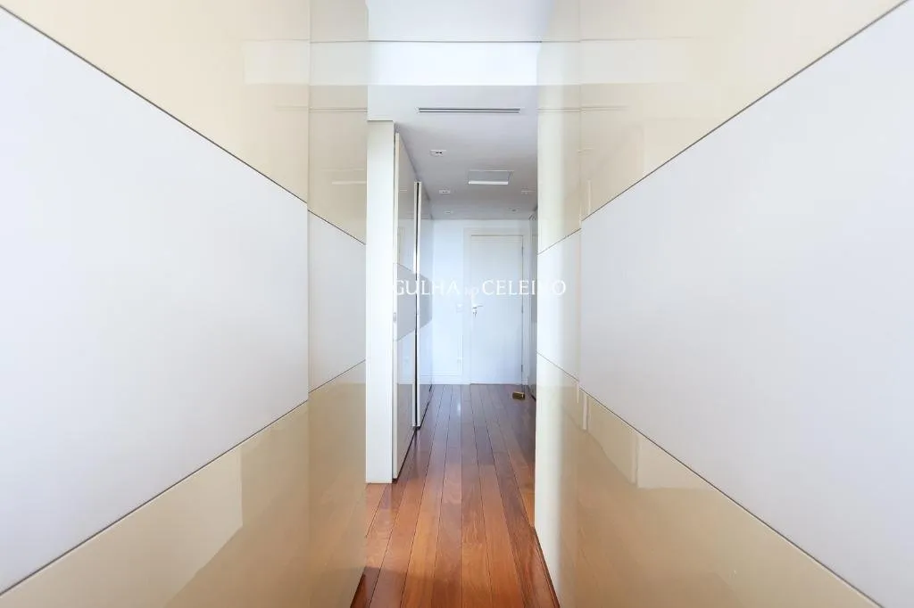 Venda/Jardim Paulista: Cobertura com vista incrível em prédio moderno – CO0685