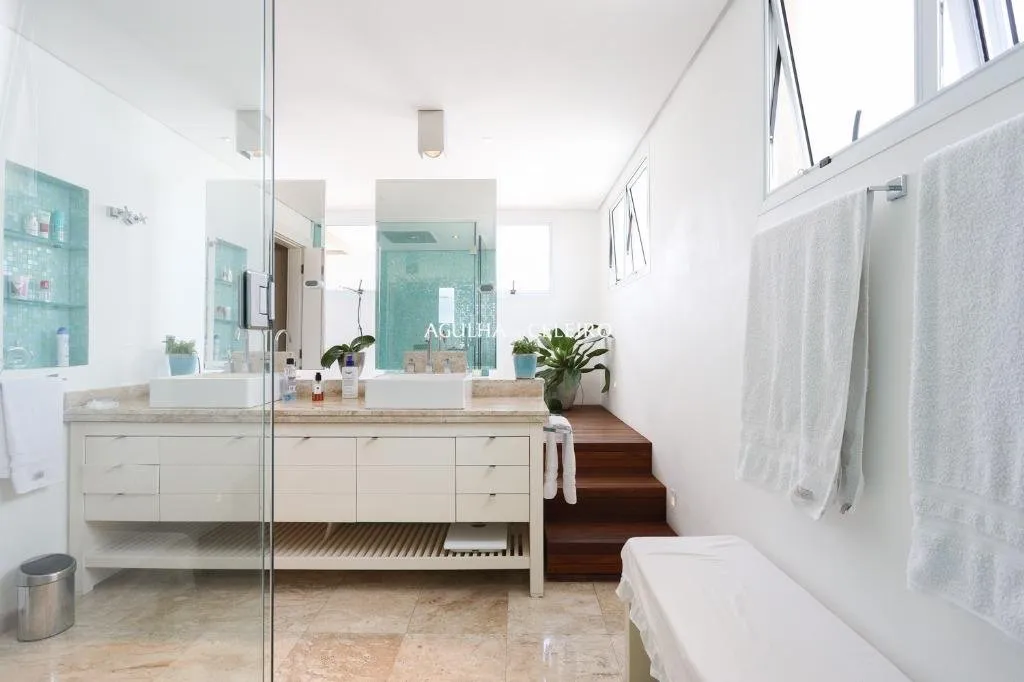 Venda/Jardim Paulista: Cobertura com vista incrível em prédio moderno – CO0685