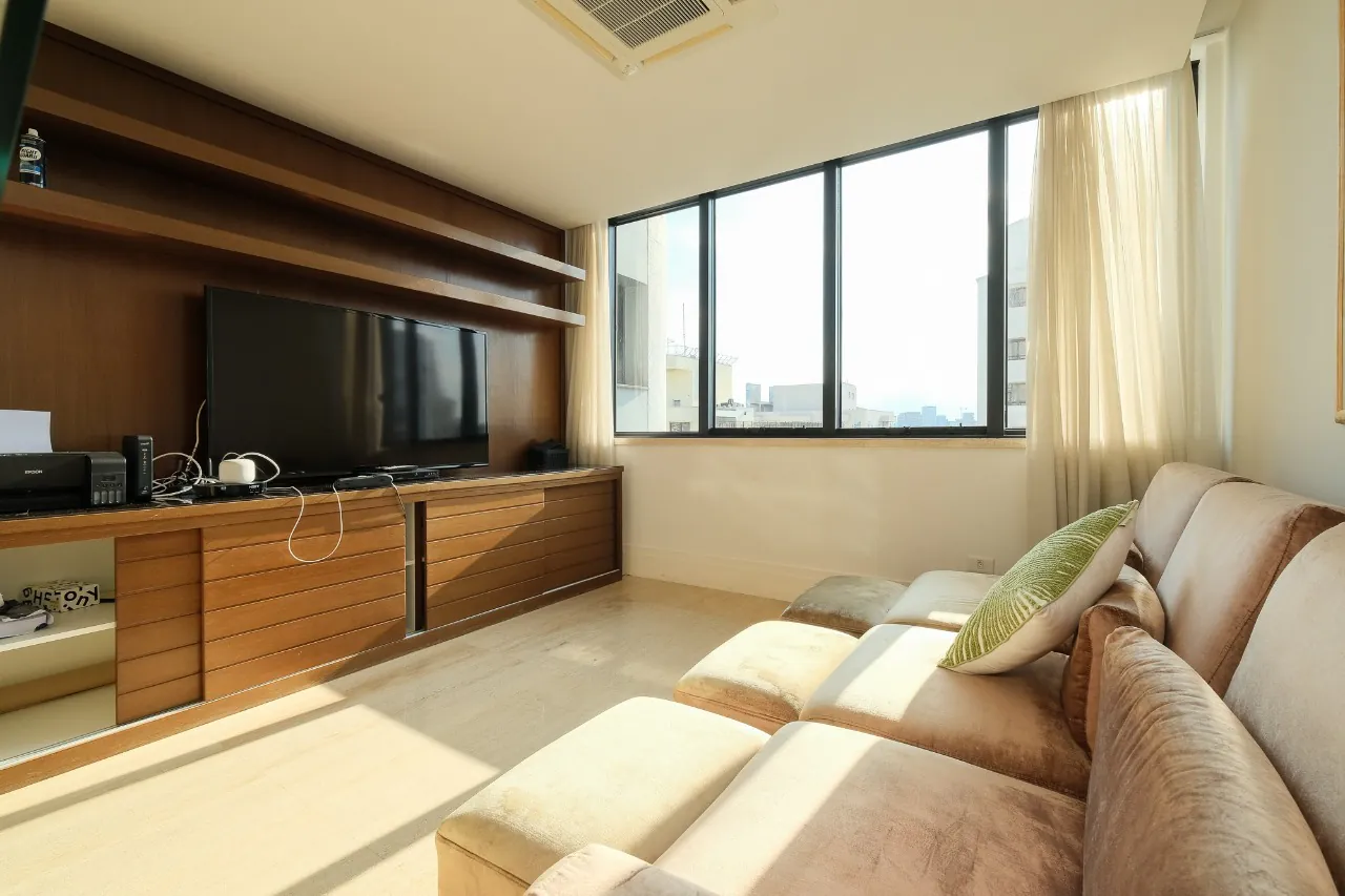 Cobertura com piscina e vista maravilhosa na Vila Nova Conceição – 10091