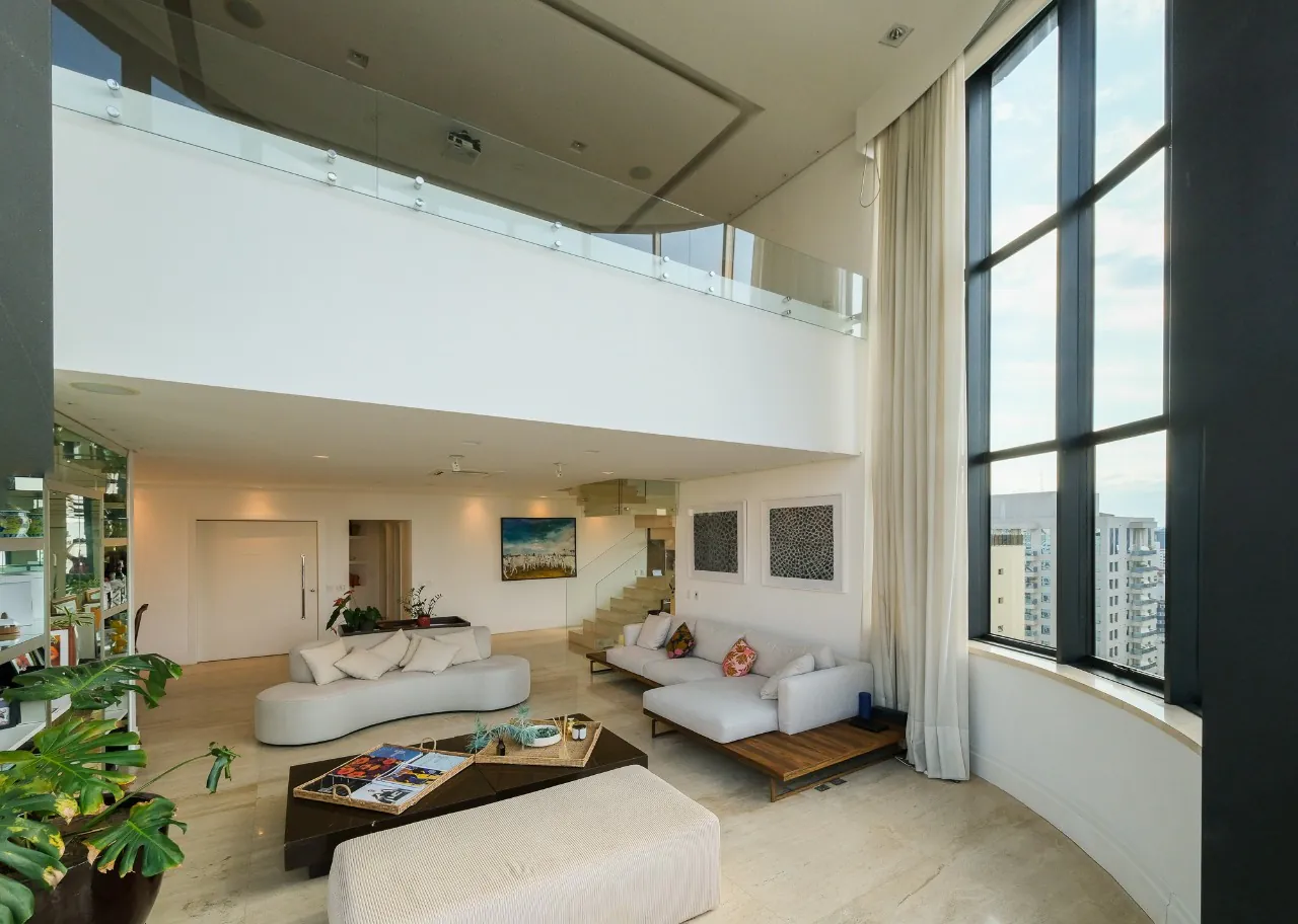 Cobertura com piscina e vista maravilhosa na Vila Nova Conceição – 10091