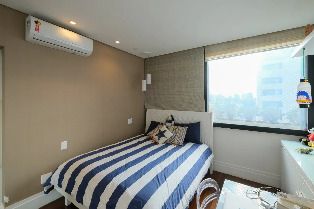 Cobertura com piscina e vista maravilhosa na Vila Nova Conceição – 10091