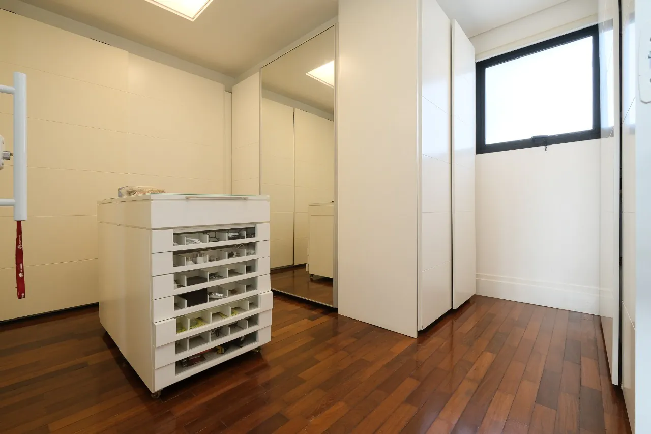 Cobertura com piscina e vista maravilhosa na Vila Nova Conceição – 10091