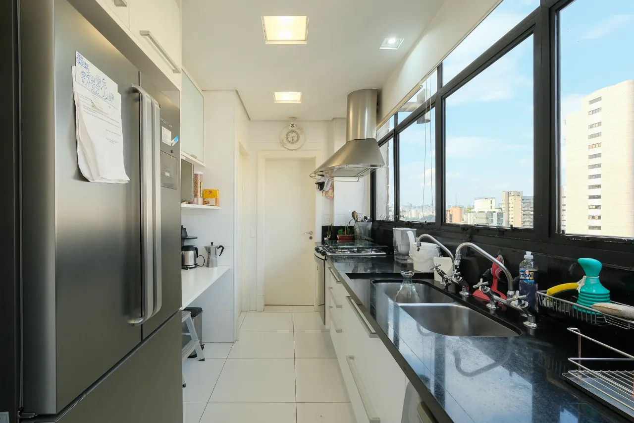 Cobertura com piscina e vista maravilhosa na Vila Nova Conceição – 10091