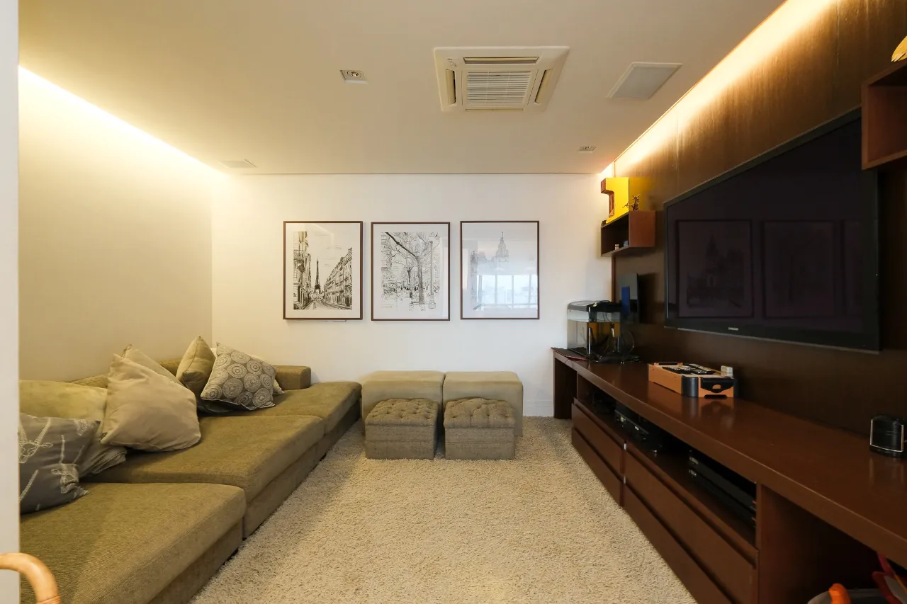 Cobertura com piscina e vista maravilhosa na Vila Nova Conceição – 10091