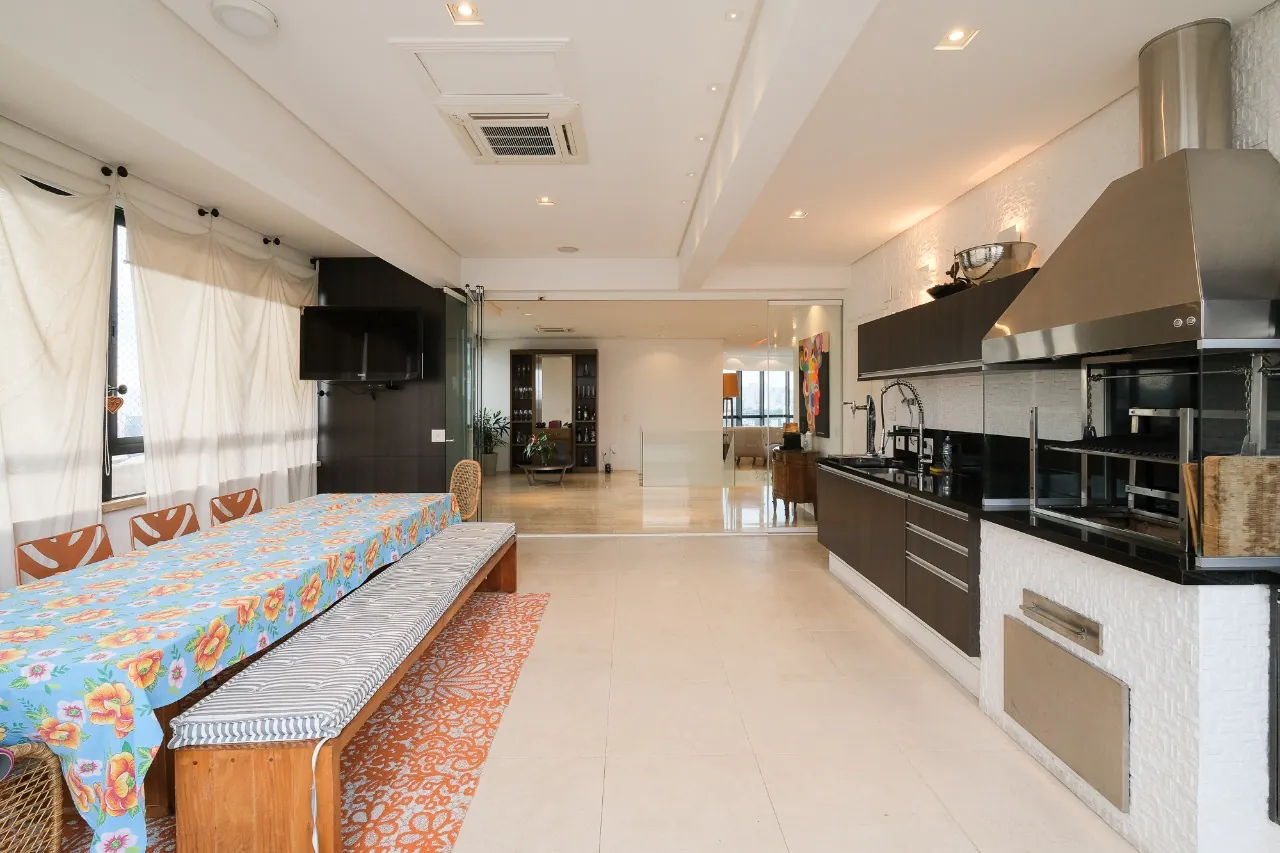 Cobertura com piscina e vista maravilhosa na Vila Nova Conceição – 10091