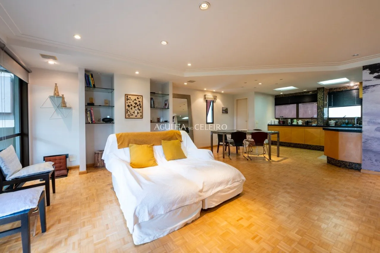 Venda/Vila Nova Conceição: Localização perfeita com vista e terraço. – 10148