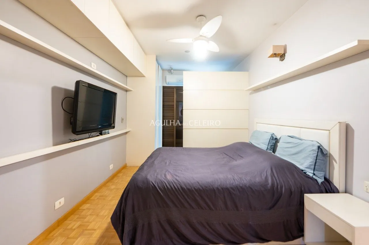 Venda/Vila Nova Conceição: Localização perfeita com vista e terraço. – 10148