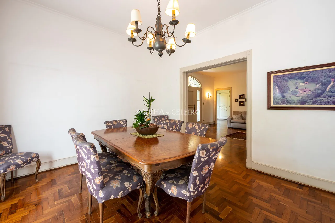 Casa charmosas com estilo clássico à venda mo Jardim Europa – 12804