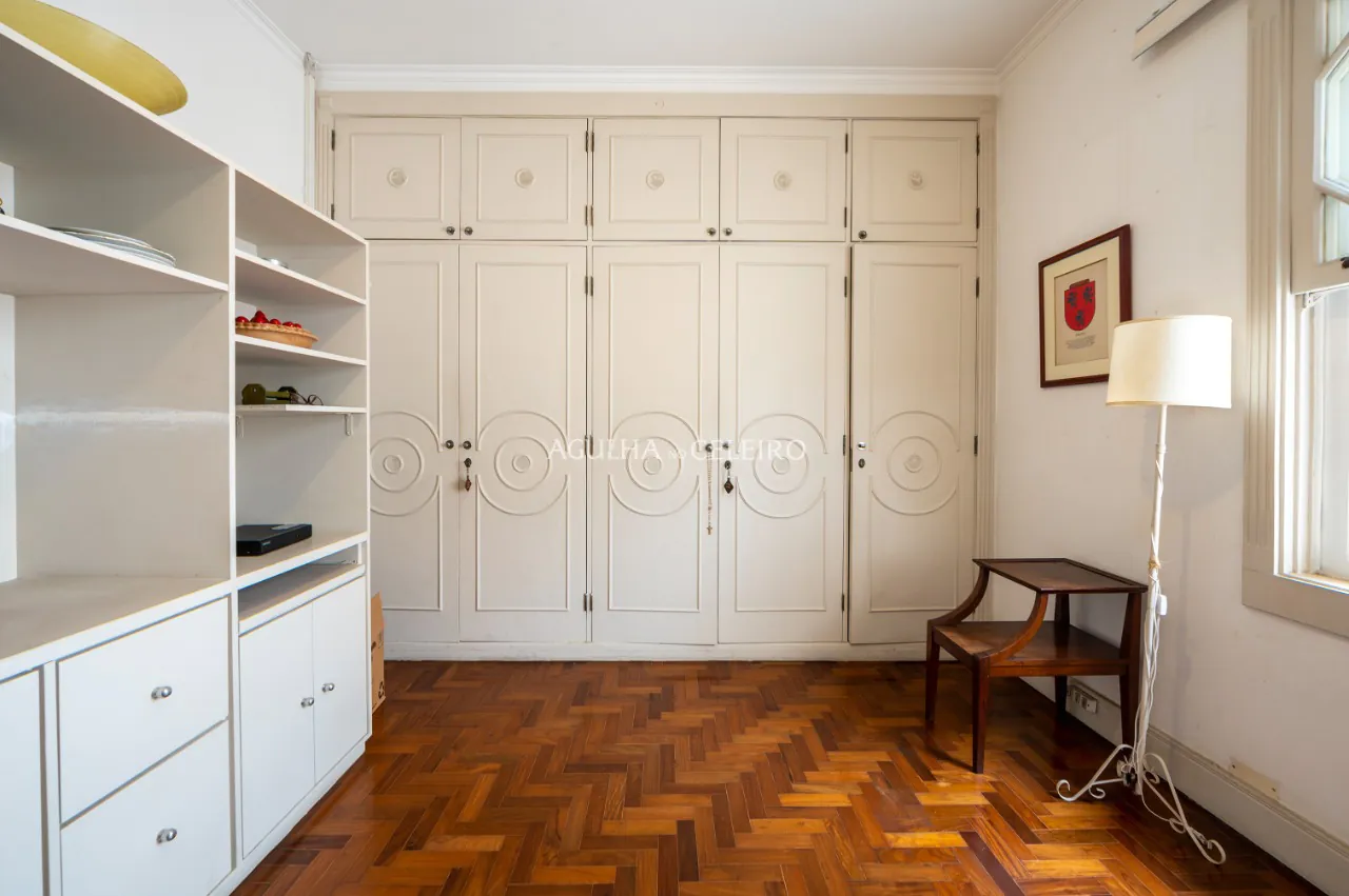 Casa charmosas com estilo clássico à venda mo Jardim Europa – 12804