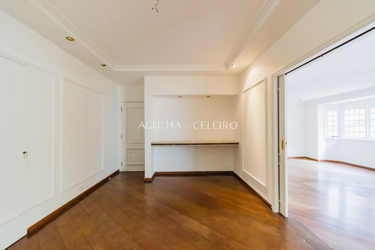Venda/Jardim Guedala: Casa área externa ampla. – 9302 - 9302_COMLOGO-11