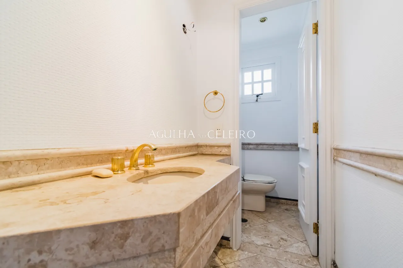 Venda/Jardim Guedala: Casa área externa ampla. – 9302 - 9302_COMLOGO-35