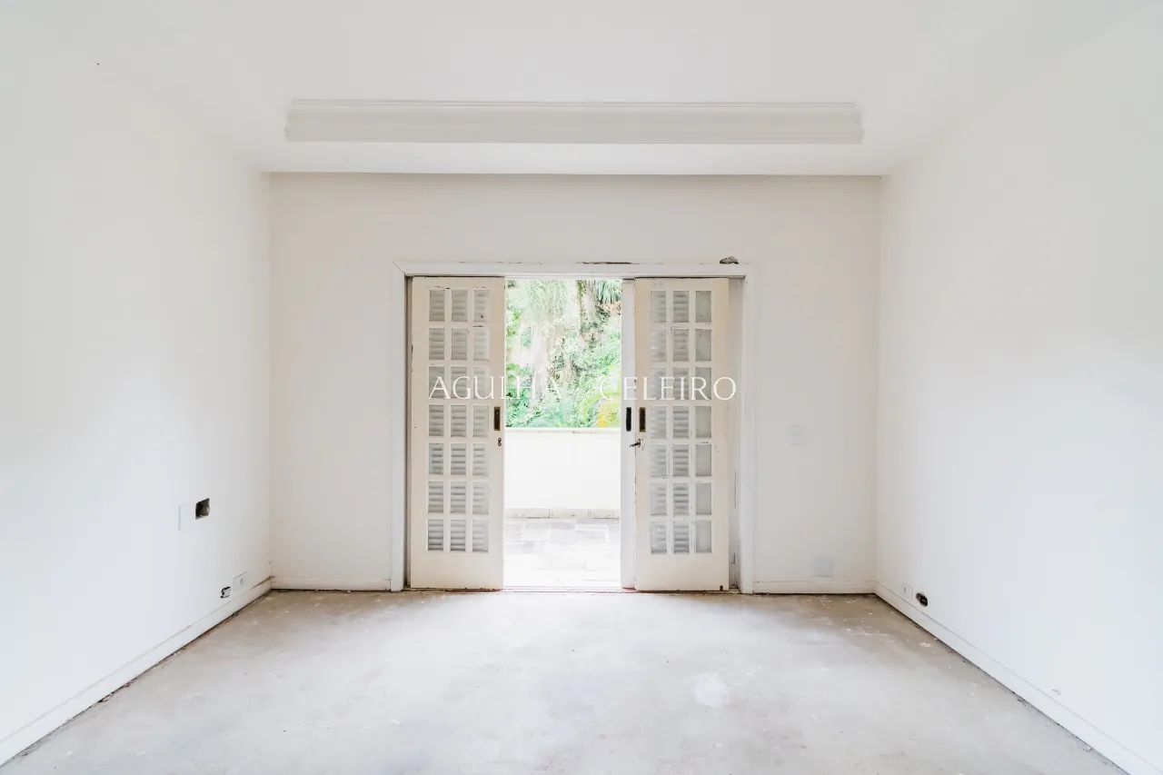 Venda/Jardim Guedala: Casa área externa ampla. – 9302 - 9302_COMLOGO-47