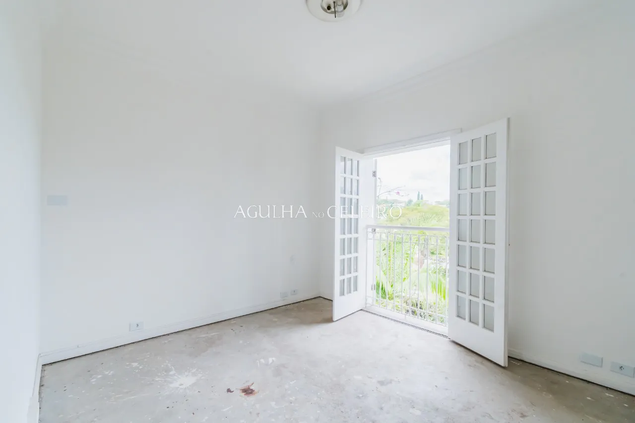 Venda/Jardim Guedala: Casa área externa ampla. – 9302 - 9302_COMLOGO-60