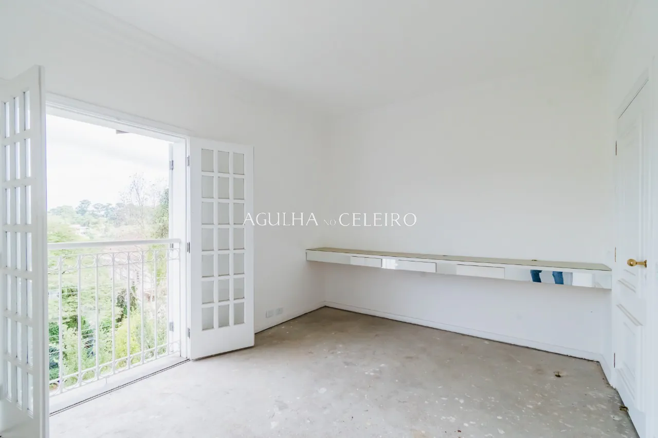 Venda/Jardim Guedala: Casa área externa ampla. – 9302 - 9302_COMLOGO-61