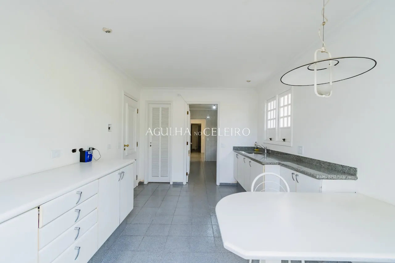 Venda/Jardim Guedala: Casa área externa ampla. – 9302 - 9302_COMLOGO-27