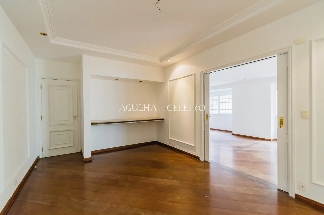 Venda/Jardim Guedala: Casa área externa ampla. – 9302 - 9302_COMLOGO-10