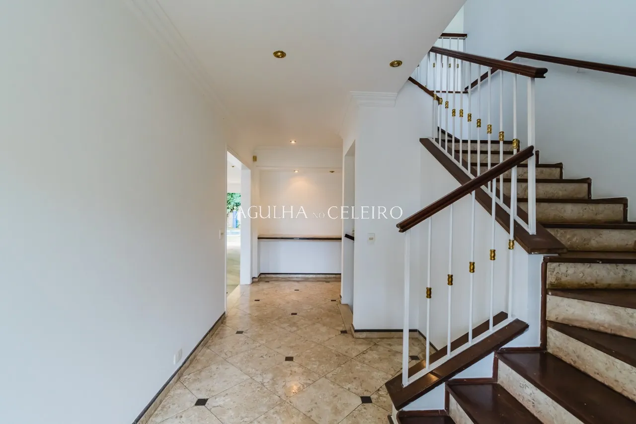 Venda/Jardim Guedala: Casa área externa ampla. – 9302 - 9302_COMLOGO-37