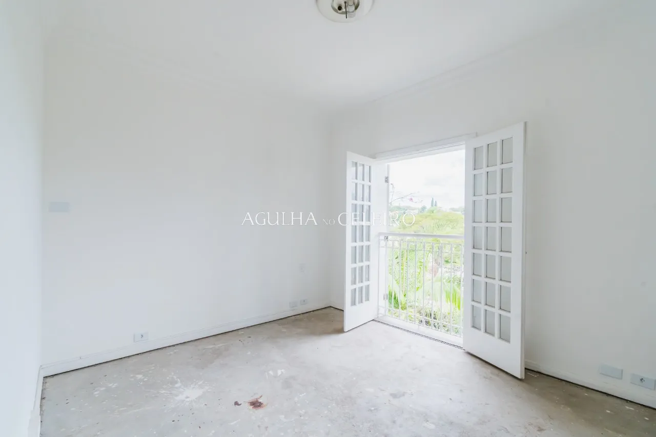 Venda/Jardim Guedala: Casa área externa ampla. – 9302 - 9302_COMLOGO-60