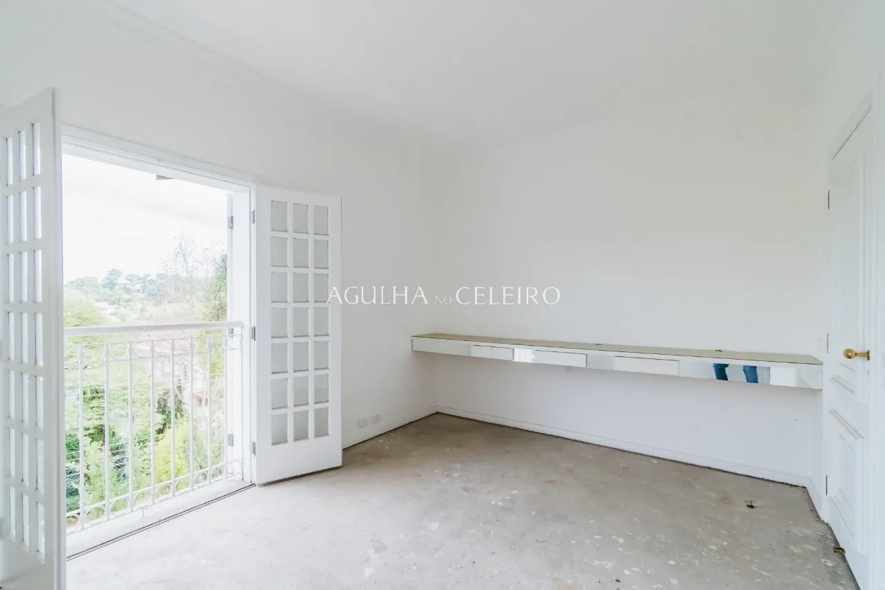 Venda/Jardim Guedala: Casa área externa ampla. – 9302 - 9302_COMLOGO-61