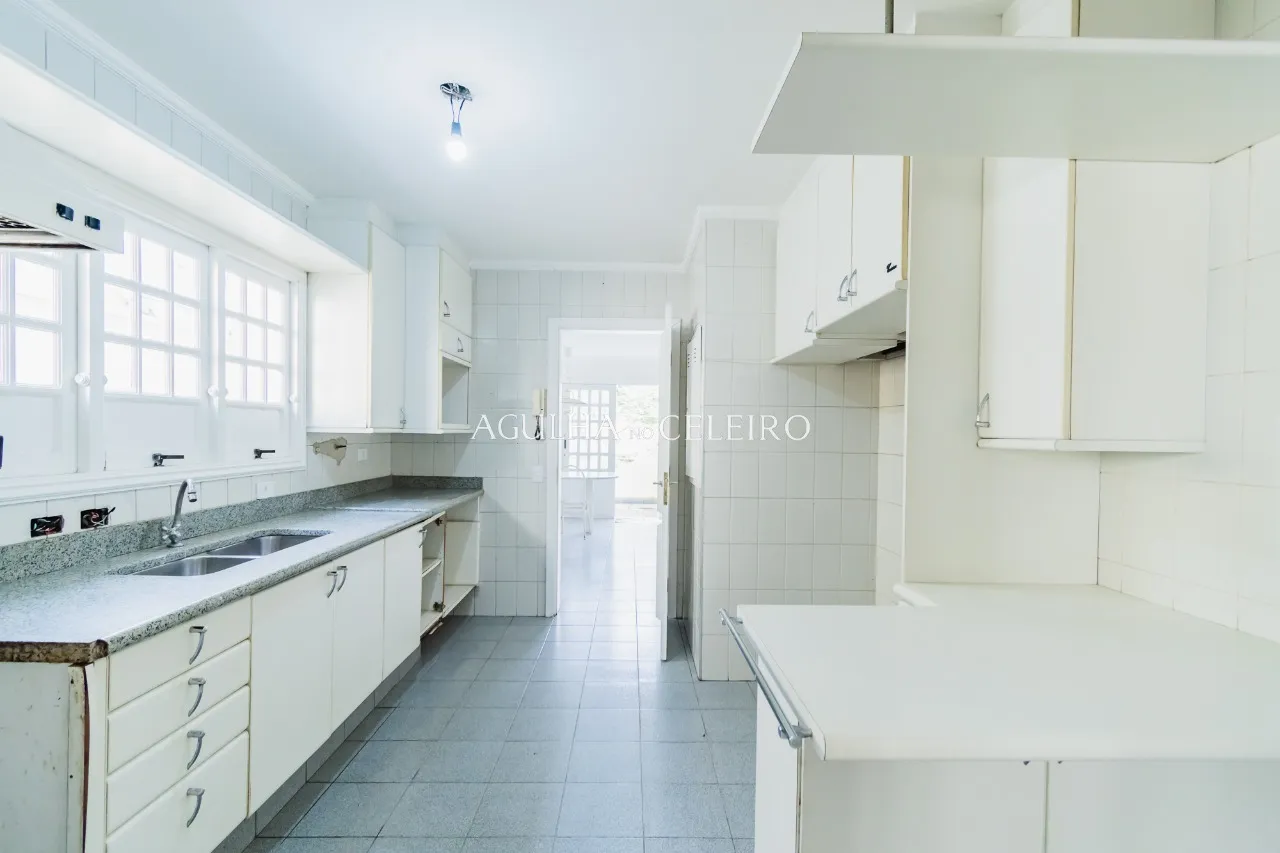 Venda/Jardim Guedala: Casa área externa ampla. – 9302 - 9302_COMLOGO-22