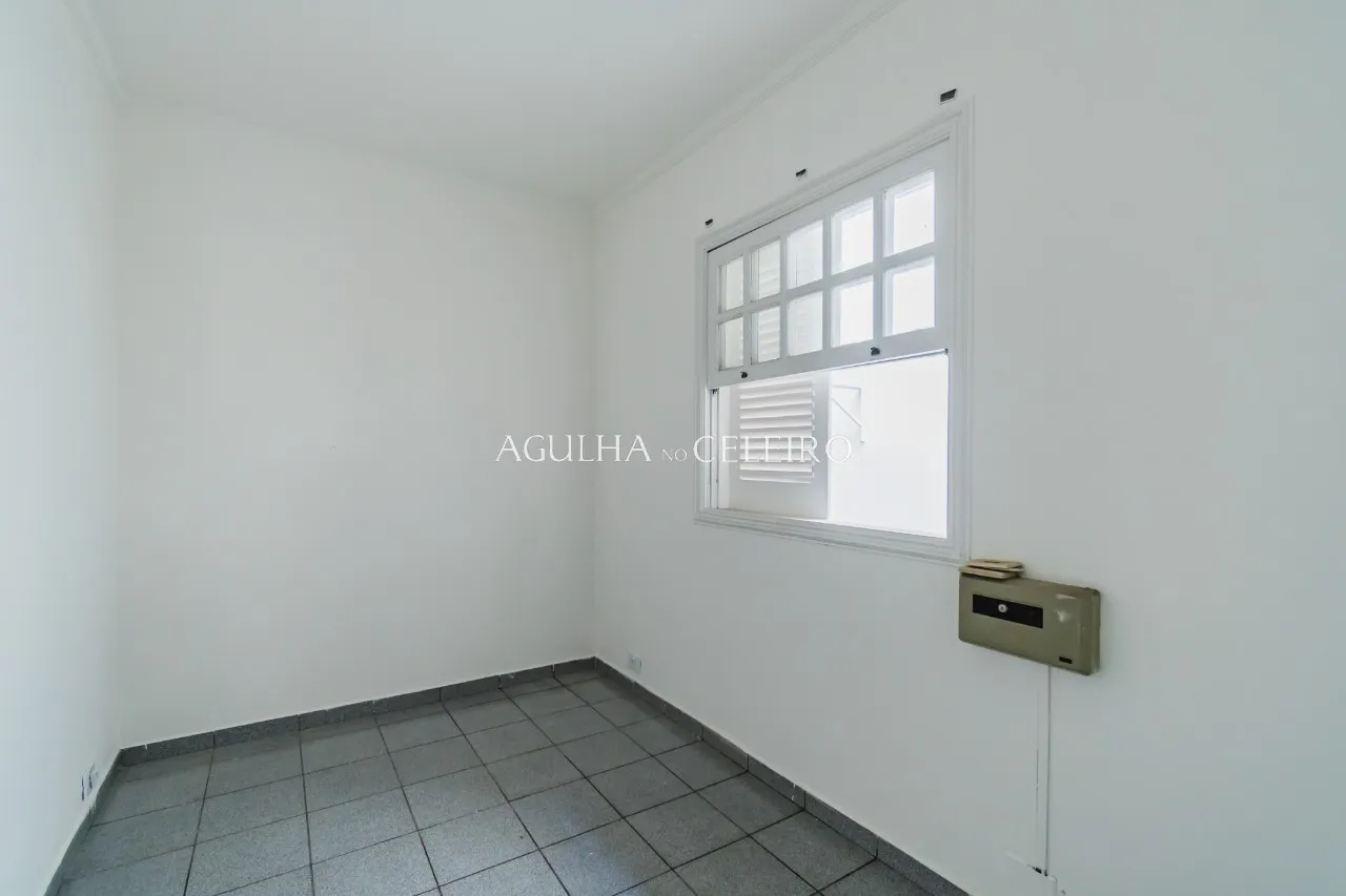Venda/Jardim Guedala: Casa área externa ampla. – 9302 - 9302_COMLOGO-34