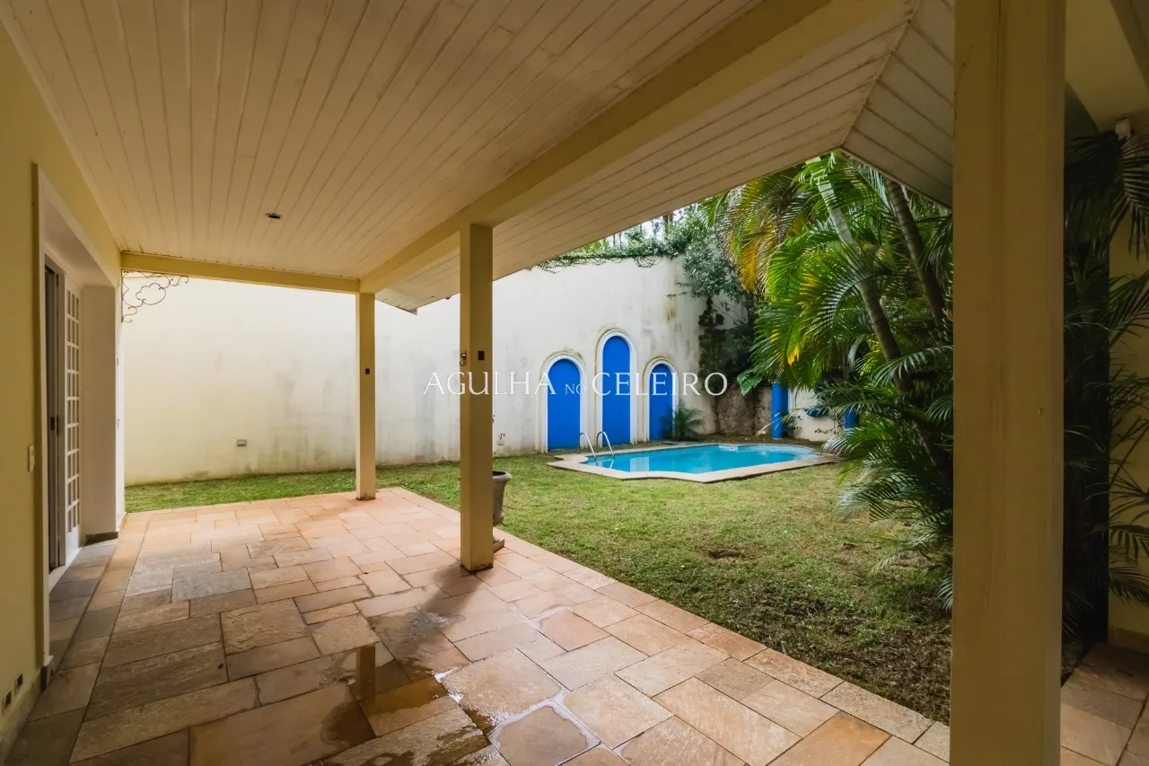 Venda/Jardim Guedala: Casa área externa ampla. – 9302 - 9302_COMLOGO-18